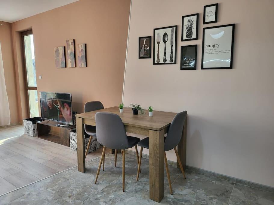 Stylish Apartment Near City Center Plovdiv Extérieur photo